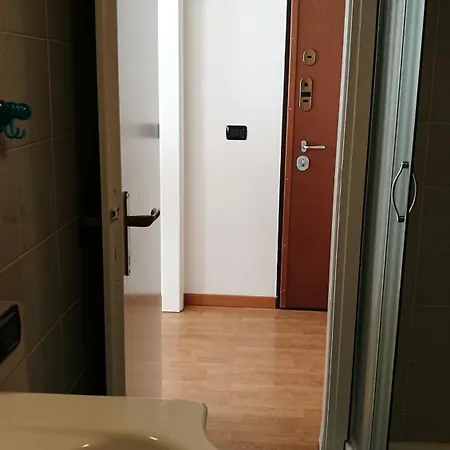 Monolocale Zona Loreto Mm1 Pasteur P1 Appartement Milaan