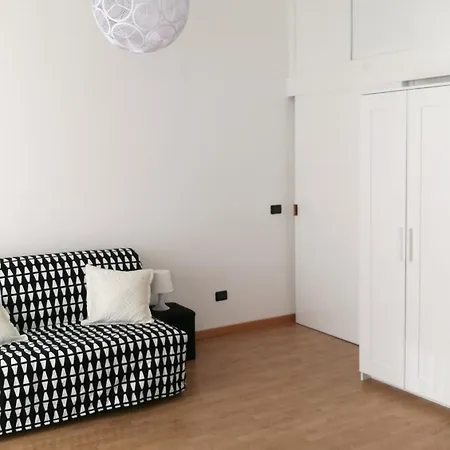 Appartement Monolocale Zona Loreto Mm1 Pasteur P1