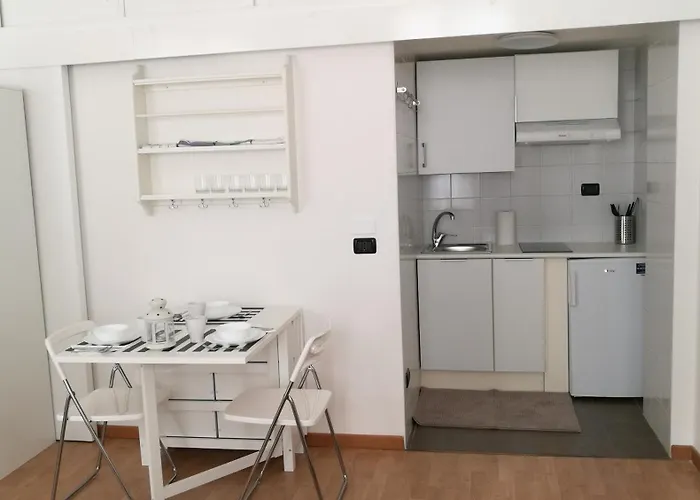 Monolocale Zona Loreto Mm1 Pasteur P1 Apartment Mailand
