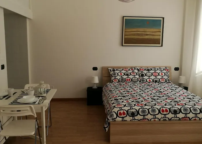 Apartment Monolocale Zona Loreto Mm1 Pasteur P1 *